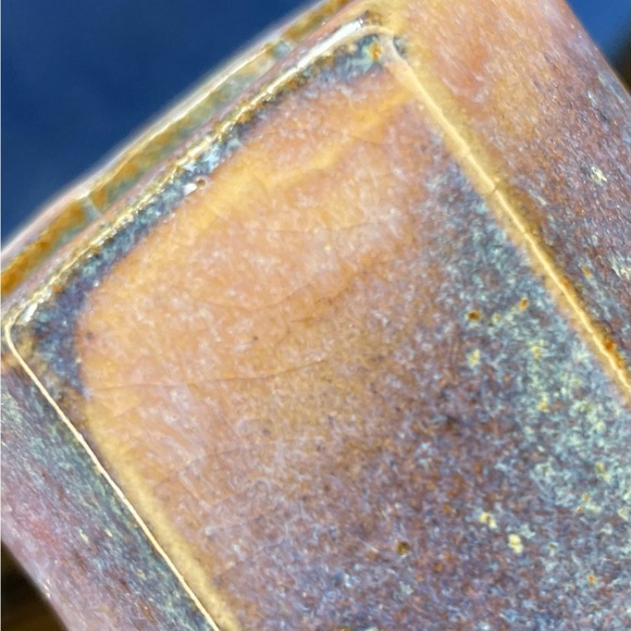 Handmade pottery Vase. - Picture 5 of 5